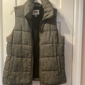 Old Navy Puffer Vest